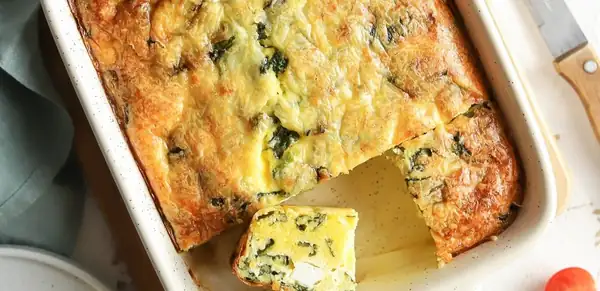 Quick pie without dough: just mix all the ingredients and the oven does the rest