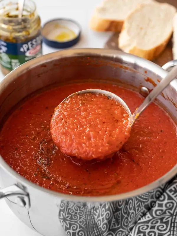 Tomato and Roasted Red Pepper Soup