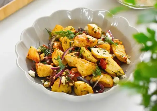 Mediterranean Salad with Roasted Potatoes