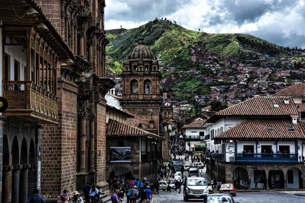 Cannibal Guides: Cusco