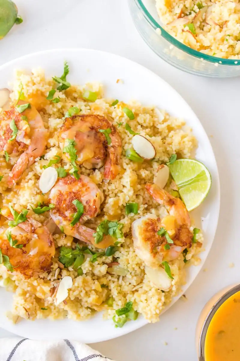 Gambas con cuscús y salsa de naranja y jengibre