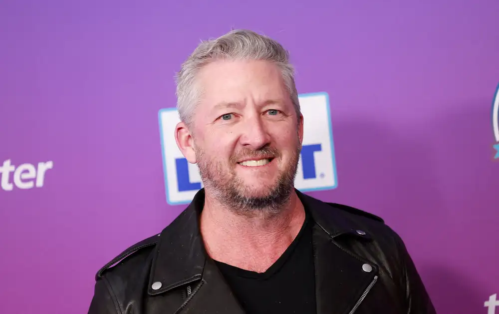Por qué el chef Tim Love prohibió los teléfonos móviles en su nuevo restaurante