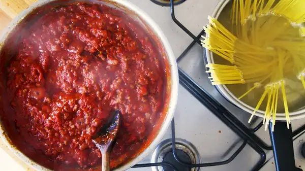 The Best Sauce-To-Pasta Ratio Depends On The Sauce Type