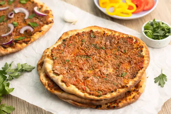 Lahmacun: Prepara tu propia pizza turca