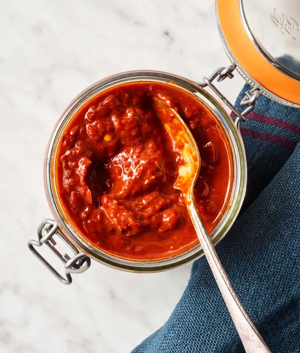 ¡Apártate, salsa picante! La harissa es el condimento ácido y picante que le pongo a todo