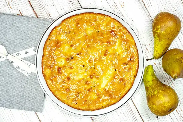 Busy woman's pear and chocolate cake made with Thermomix