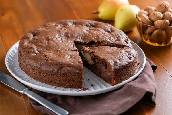 Pears and chocolate: desserts that instantly make you crave autumn