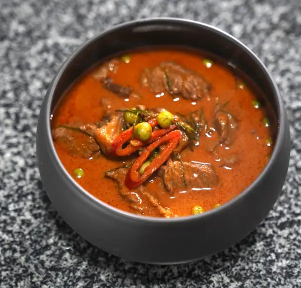 Curry Panang de ternera tailandés