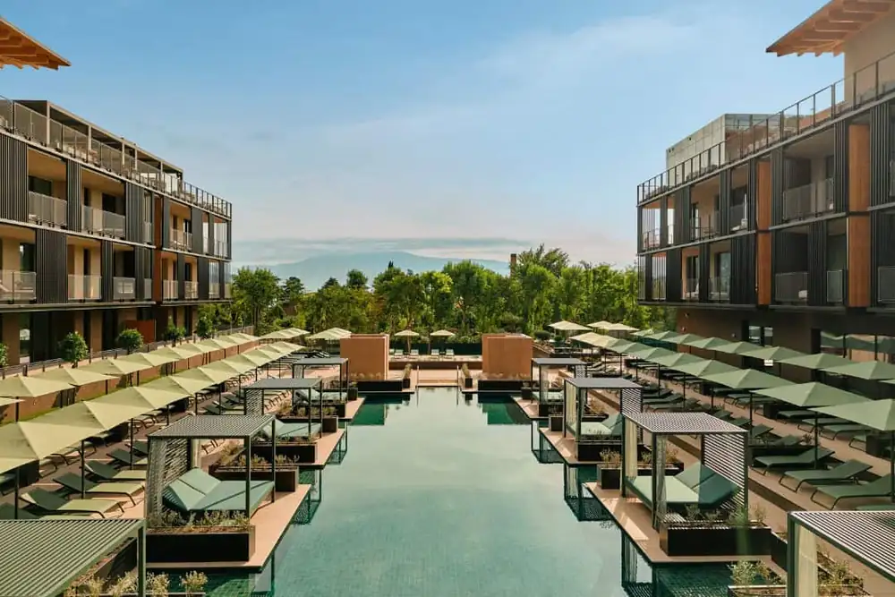 Five stars on Lake Garda: Falkensteiner opens new luxury resort