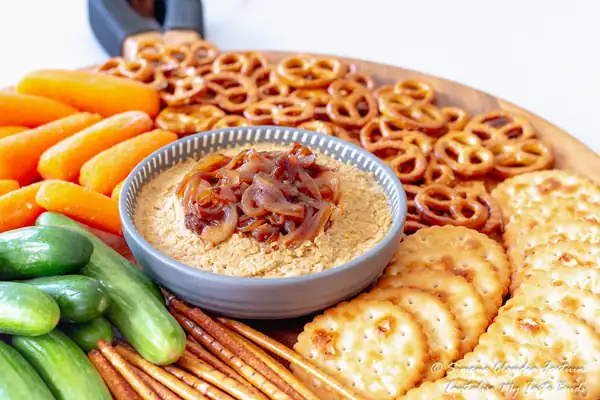 Balsamic Caramelized Onion Hummus