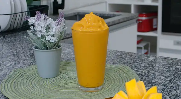 Homemade passion fruit and mango slushie: step-by-step recipe (VIDEO)