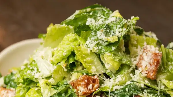 The Cheesecake Factory Salad Hack That Got So Popular It Joined The Official Menu