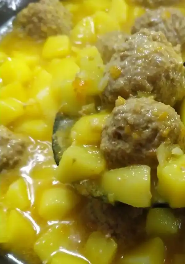 Potato and saffron meatballs