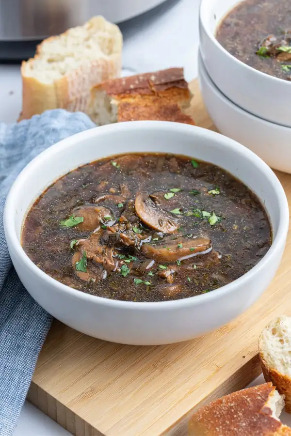 ¡Los amantes de las setas quedarán fascinados con esta sopa!