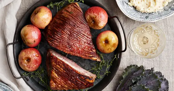 Roasted pork loin with apples