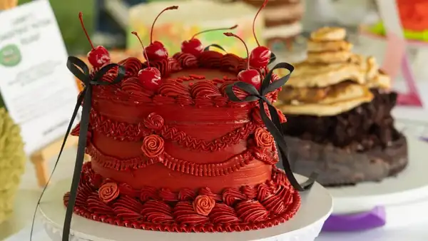 A secret cake picnic with live DJs and alcohol-free cocktails is happening in Toronto next month