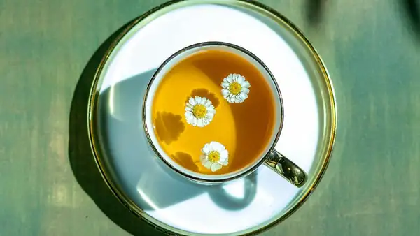 Herbal tea every day: are chamomile, mint and St. John's wort really as healthy as we think?