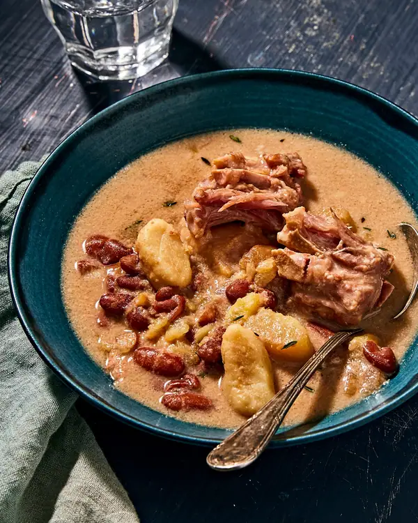 Sopa de guisantes al estilo de las Islas Vírgenes Británicas