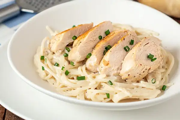 Chicken Alfredo Recipe: Creaminess in every bite