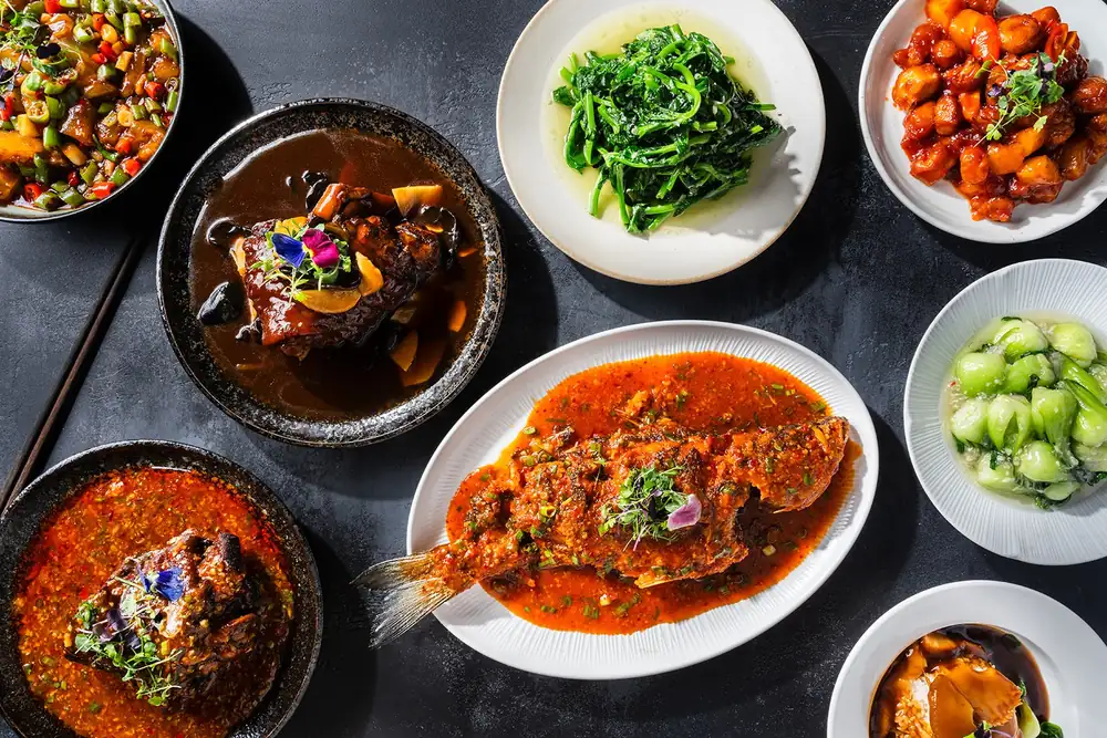 A Chinese Newcomer Where Fish Is Prepared Tableside