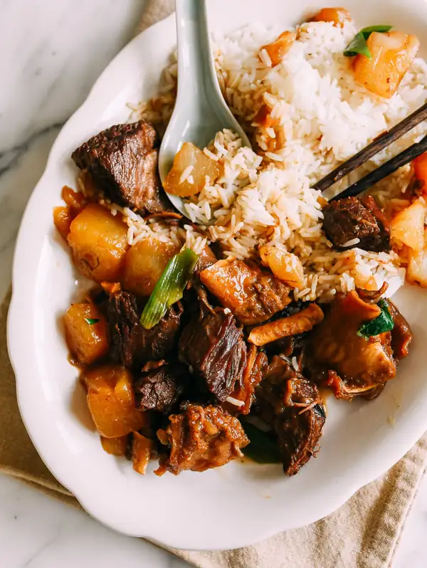 Chinese Braised Beef Stew with Daikon