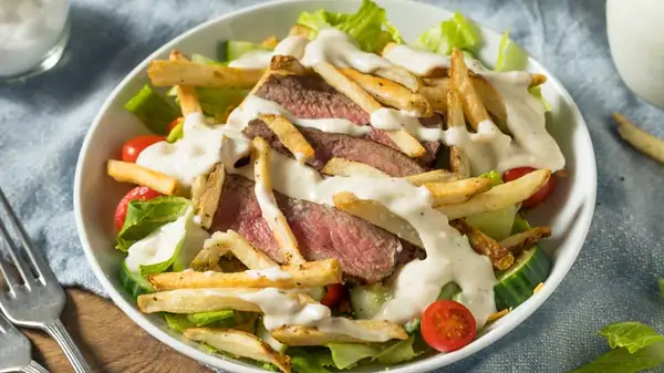Pittsburgh Salad Is One Niche Meal You'll Want To Try