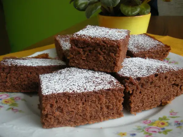 Fluffy gingerbread