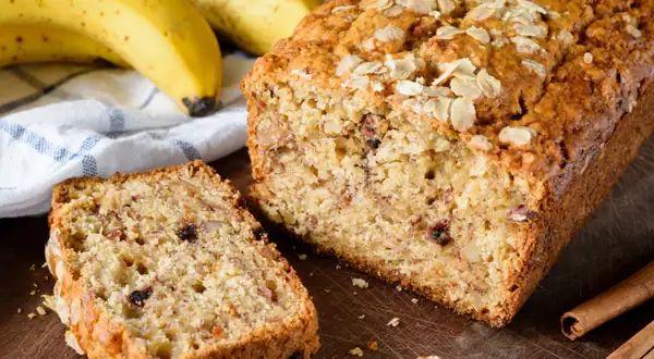 Oatmeal and banana bread: the easy recipe for your breakfast