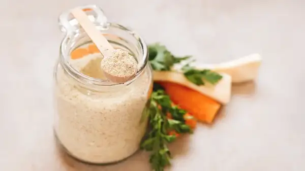 Smart Home Chef Mixes Pantry Staples To Make Go-To 'Cream Of Anything' Powder