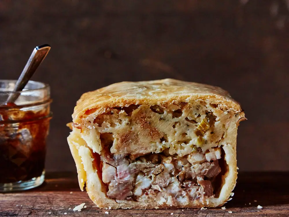 Pasteles de cerdo británicos estilo cazador