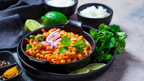 Save your weekly meals with our quick, easy, and low-ingredient weekly menu