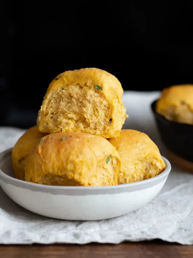 Vegan Sweet Potato Rolls