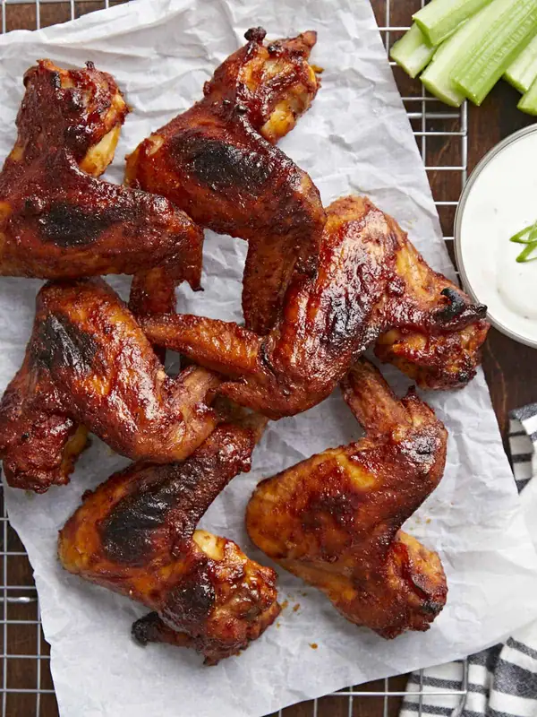 Finger-Lickin’ Oven-Baked BBQ Wings Everyone Will Fight Over
