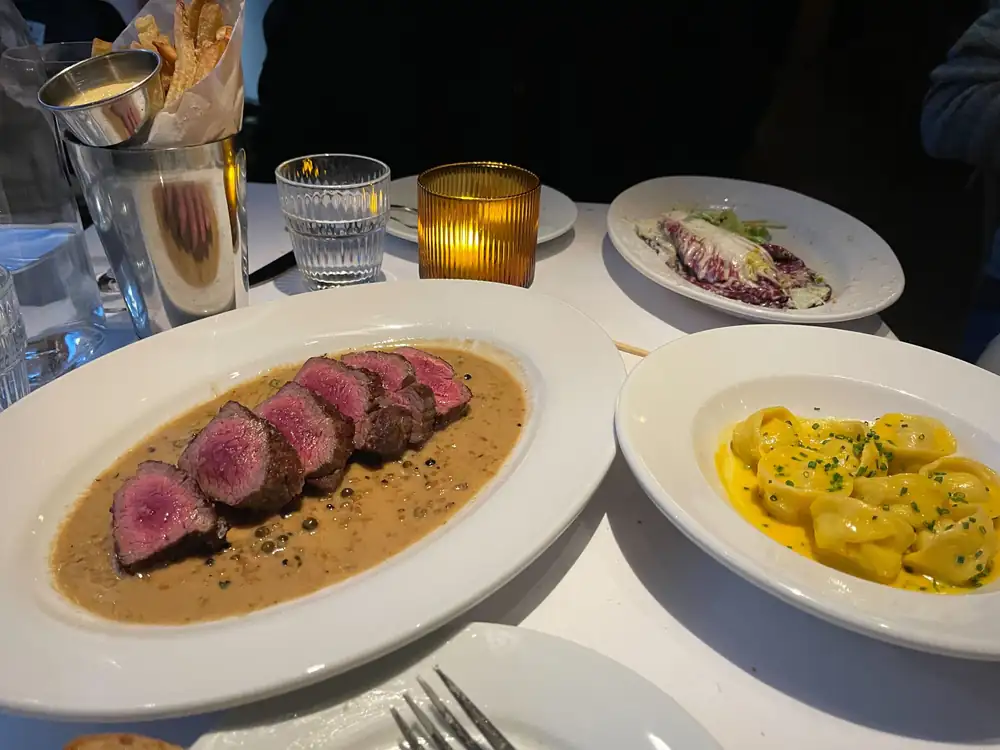 This Restaurant Follows the Martini-and-Fries Playbook, But Still Pleasantly Surprises
