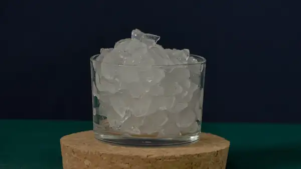 Why You Should Think Twice Before Using Nugget Ice In Your Cocktail