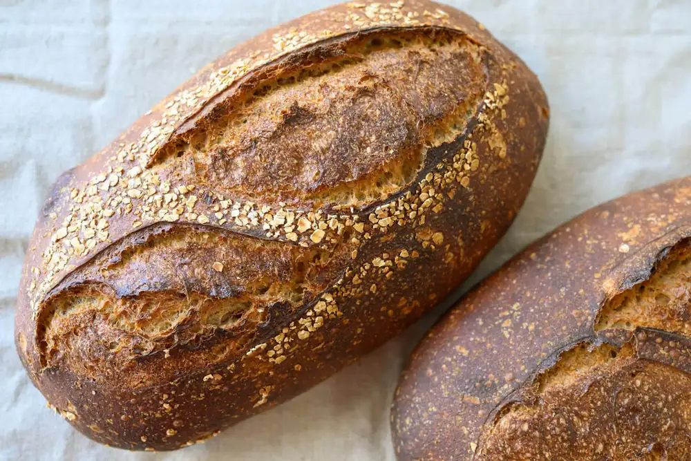 Pan de masa madre de espelta, centeno y trigo integral