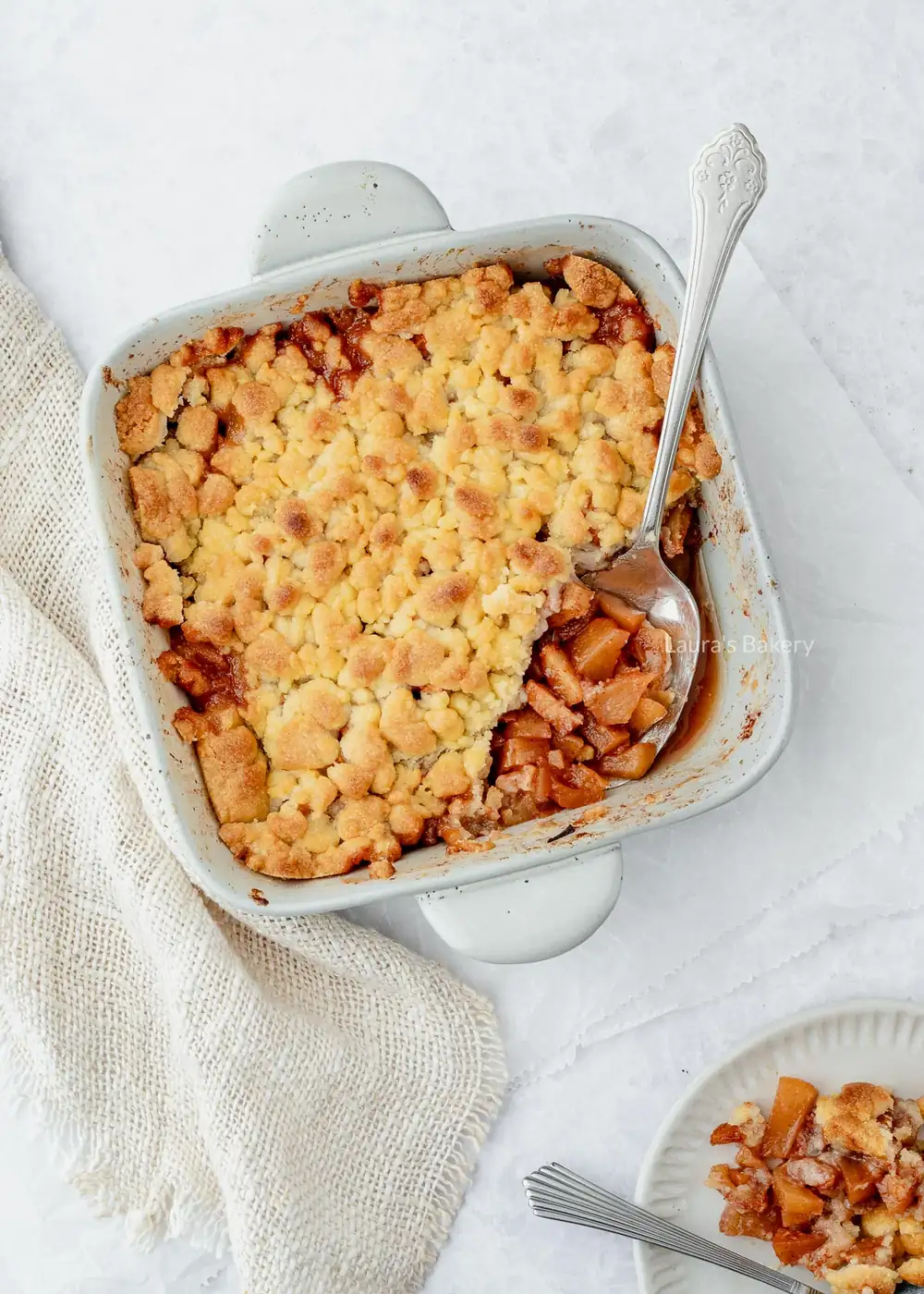 Apple crumble: 15 minutes preparation + 30 minutes in the oven