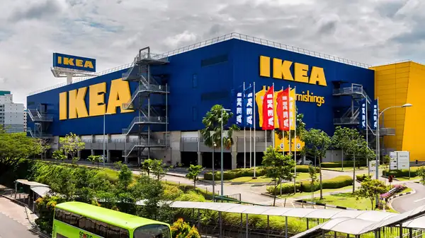5 Best IKEA Snacks To Buy The Next Time You Shop For Furniture