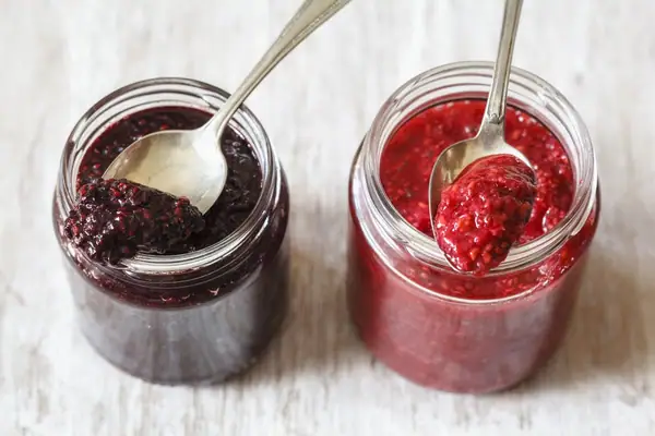 ¿Cuál es la diferencia entre gelatina y mermelada?
