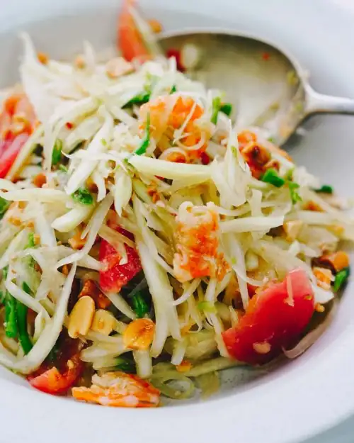 Ensalada tailandesa de papaya