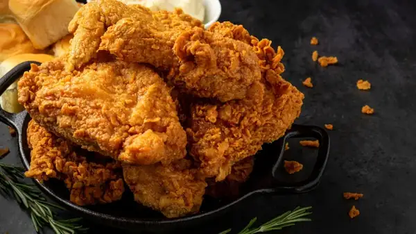 The Sweet Ingredient You Should Try For Flavorful Fried Chicken