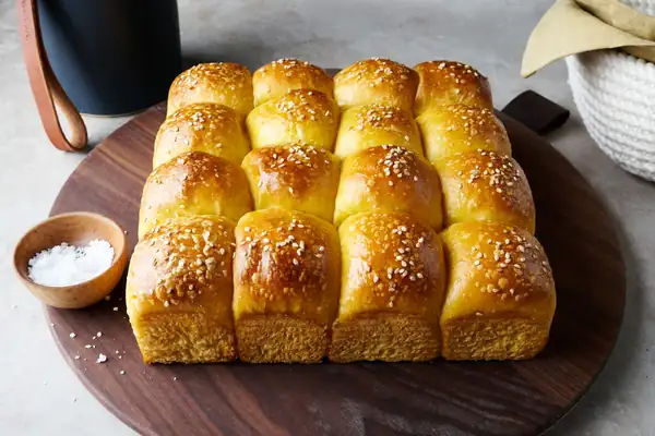 Sourdough Pumpkin Dinner Rolls