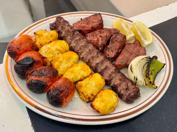 Didar Kitchen Is the Neighborhood Persian Restaurant Sherman Oaks Deserves