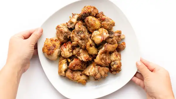 Easy Vietnamese Pan-Fried Spicy Lemongrass Chicken (Ga Chien Sa Ot)