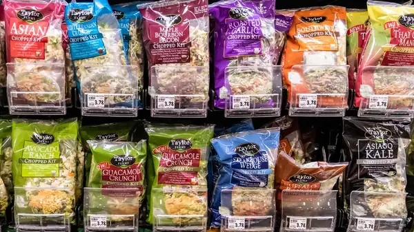 One Simple Hack Will Change The Way You Eat Bagged Salad Forever