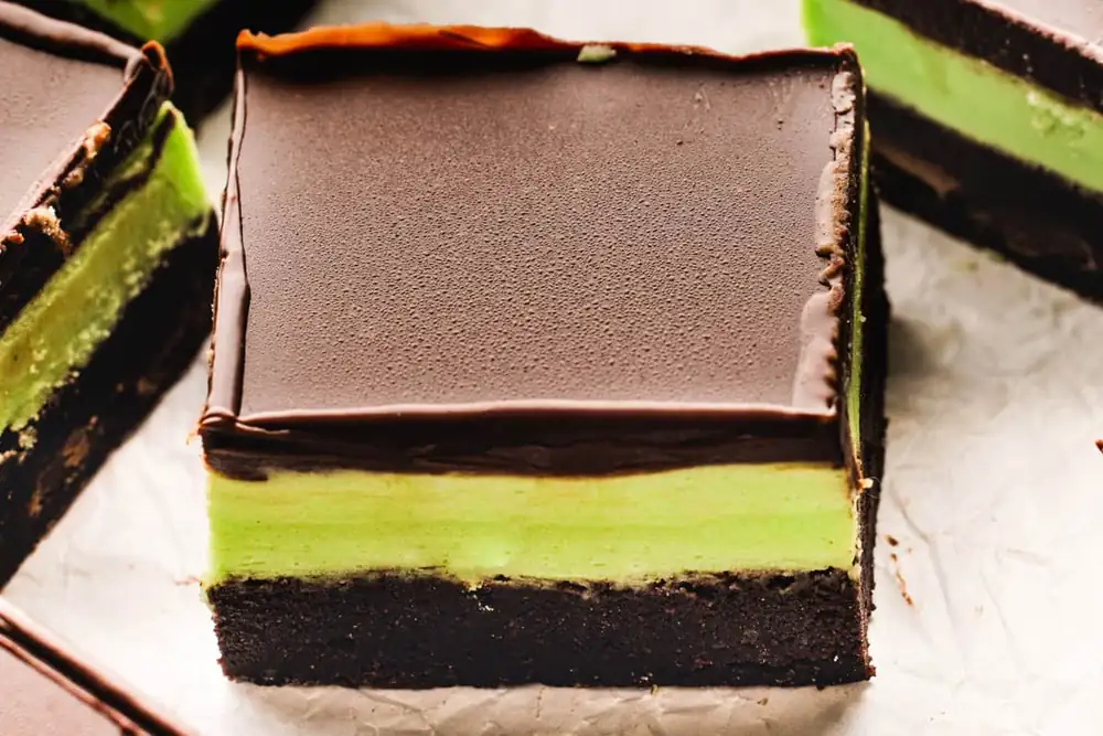 Why Everyone Is Obsessed With These Mint Chocolate Brownies