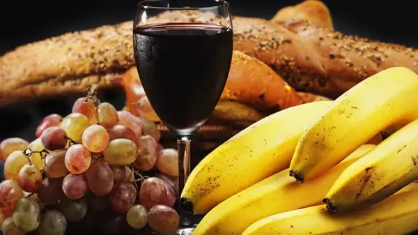 Believe It Or Not, You Can Actually Make Wine Out Of Bananas