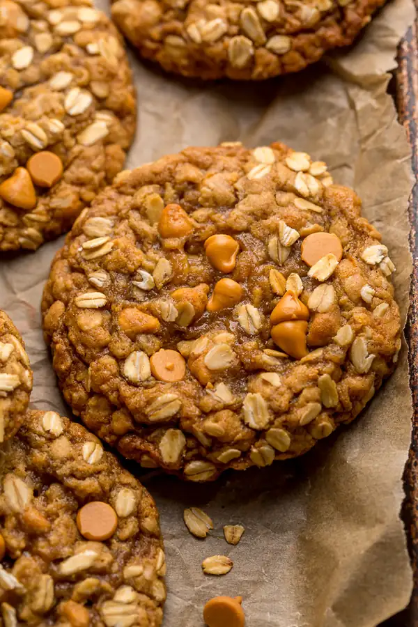 Butterscotch Oatmeal Cookies (Oatmeal Scotchies)