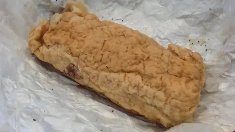 Chicago Gravy Bread Is A Dish That Perfectly Fits Its Name