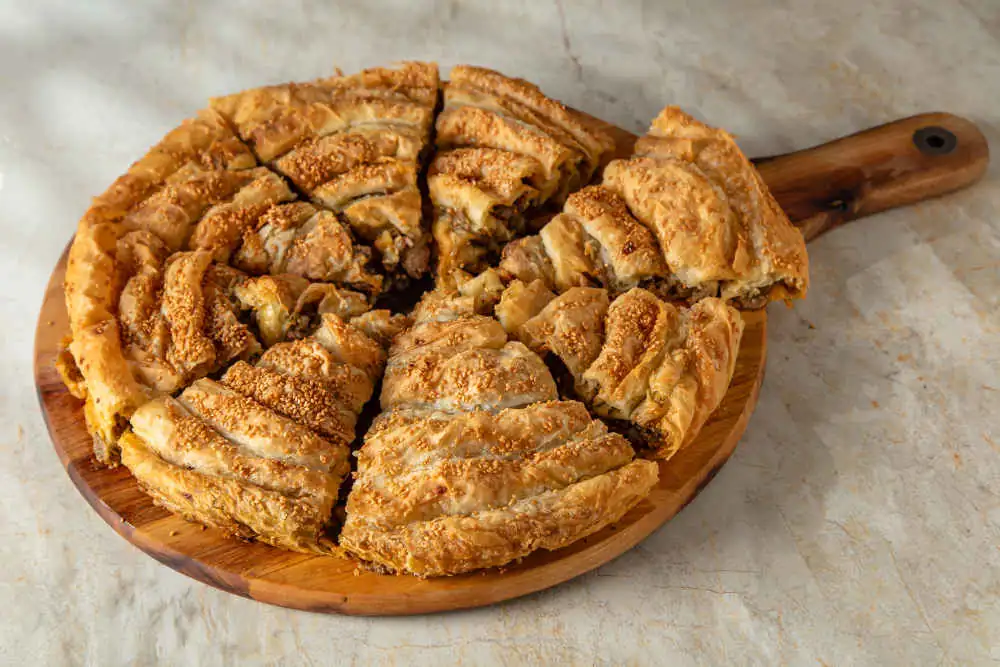 Crispy Pastry with Minced Meat